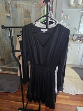 She + Sky Black V-Neck Long Sleeve Smocked Waist Dress